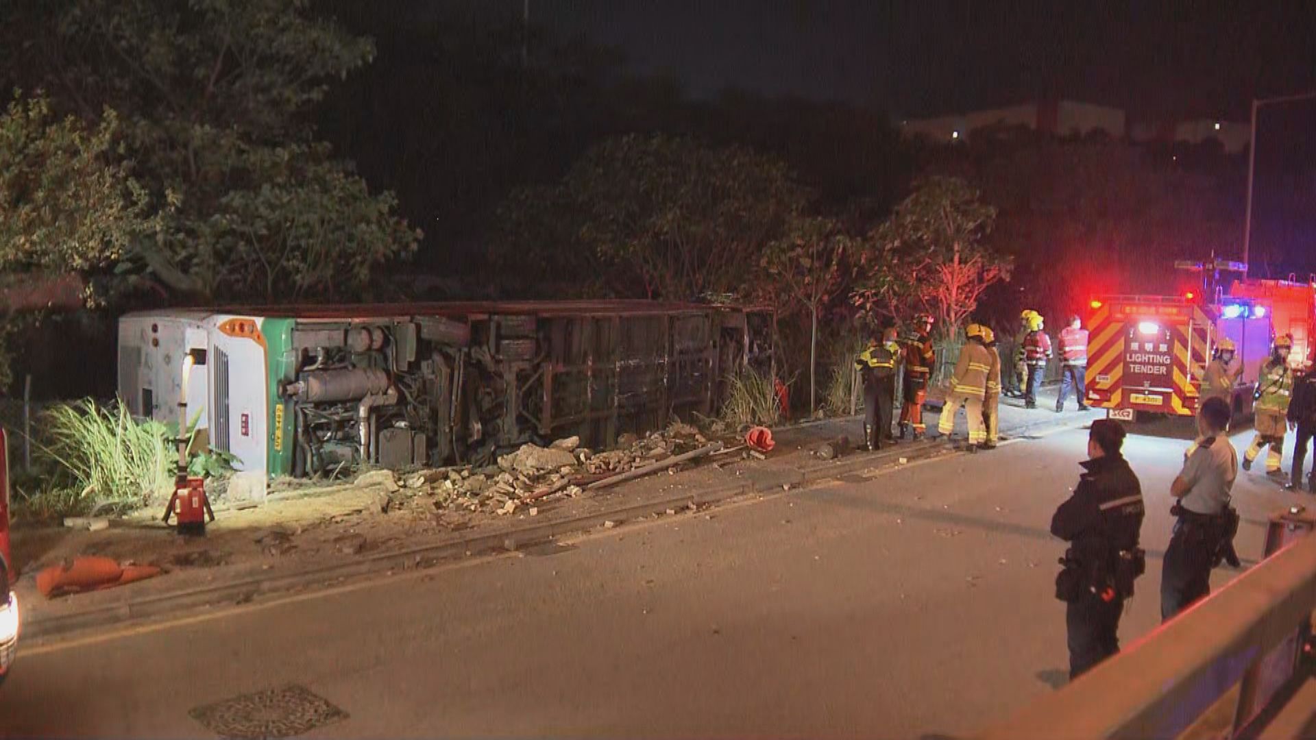 將軍澳日出康城下午有巴士翻側　12人受傷