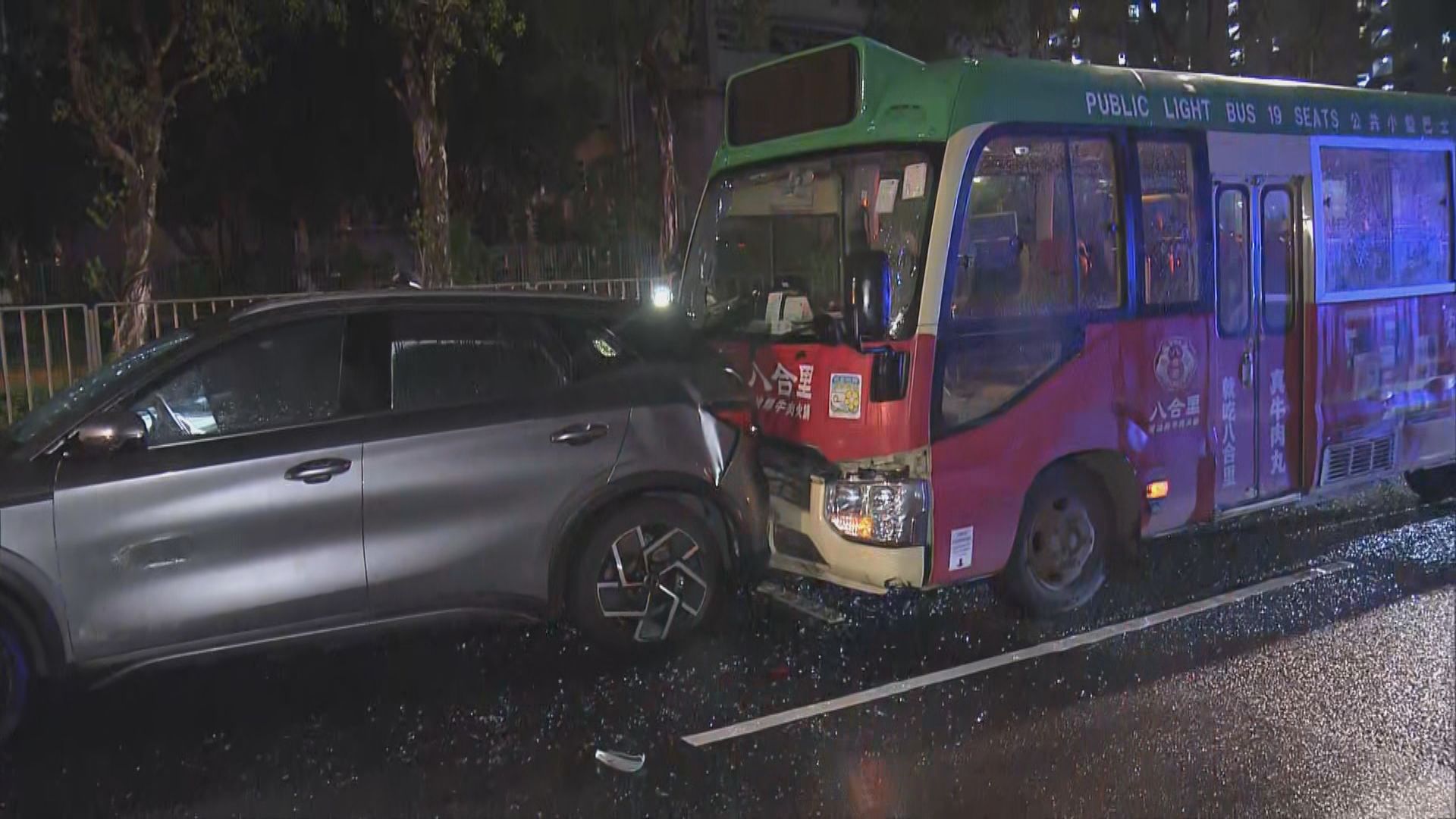 將軍澳女子被私家車撞倒　尾隨小巴收掣不及再撞私家車
