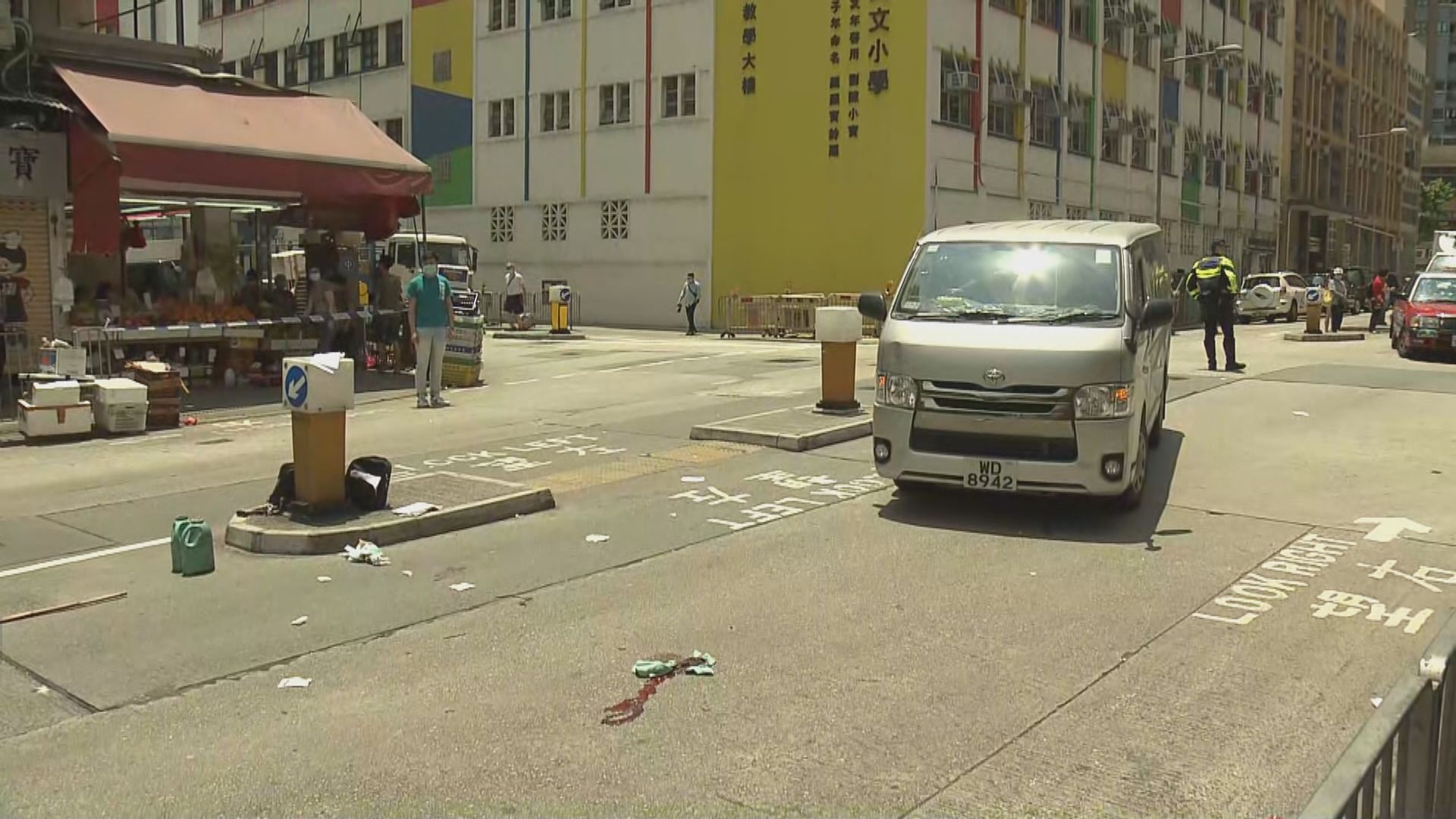 土瓜灣客貨車撞傷過路年老夫婦　司機被捕