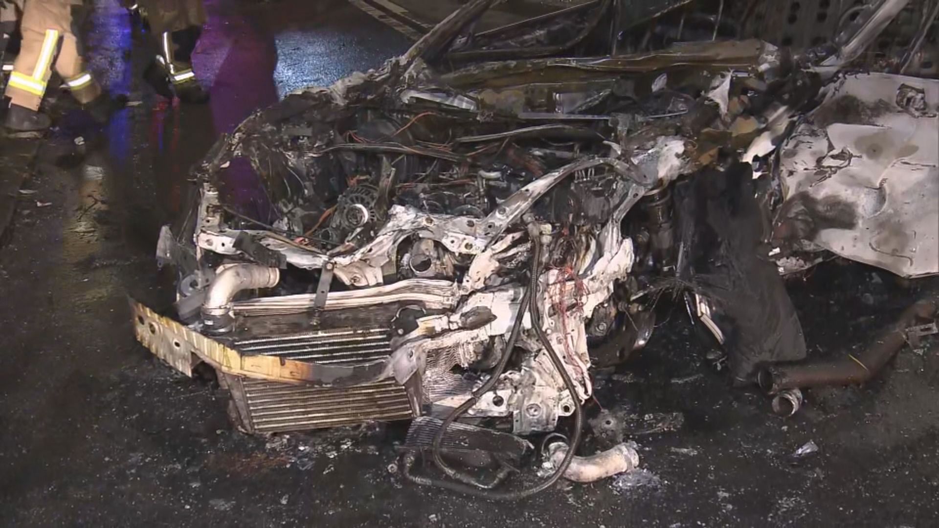 大埔新娘潭兩車相撞起火四傷　一名司機涉危駕被捕