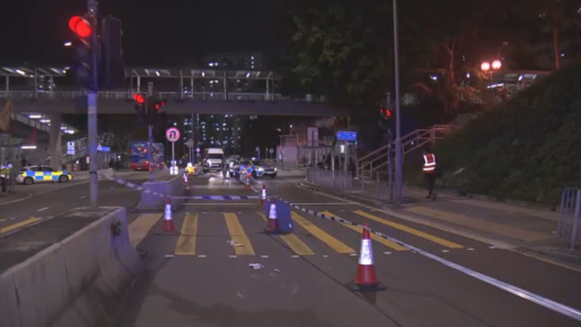 青衣老翁遭撞斃　涉事混凝土車不顧而去