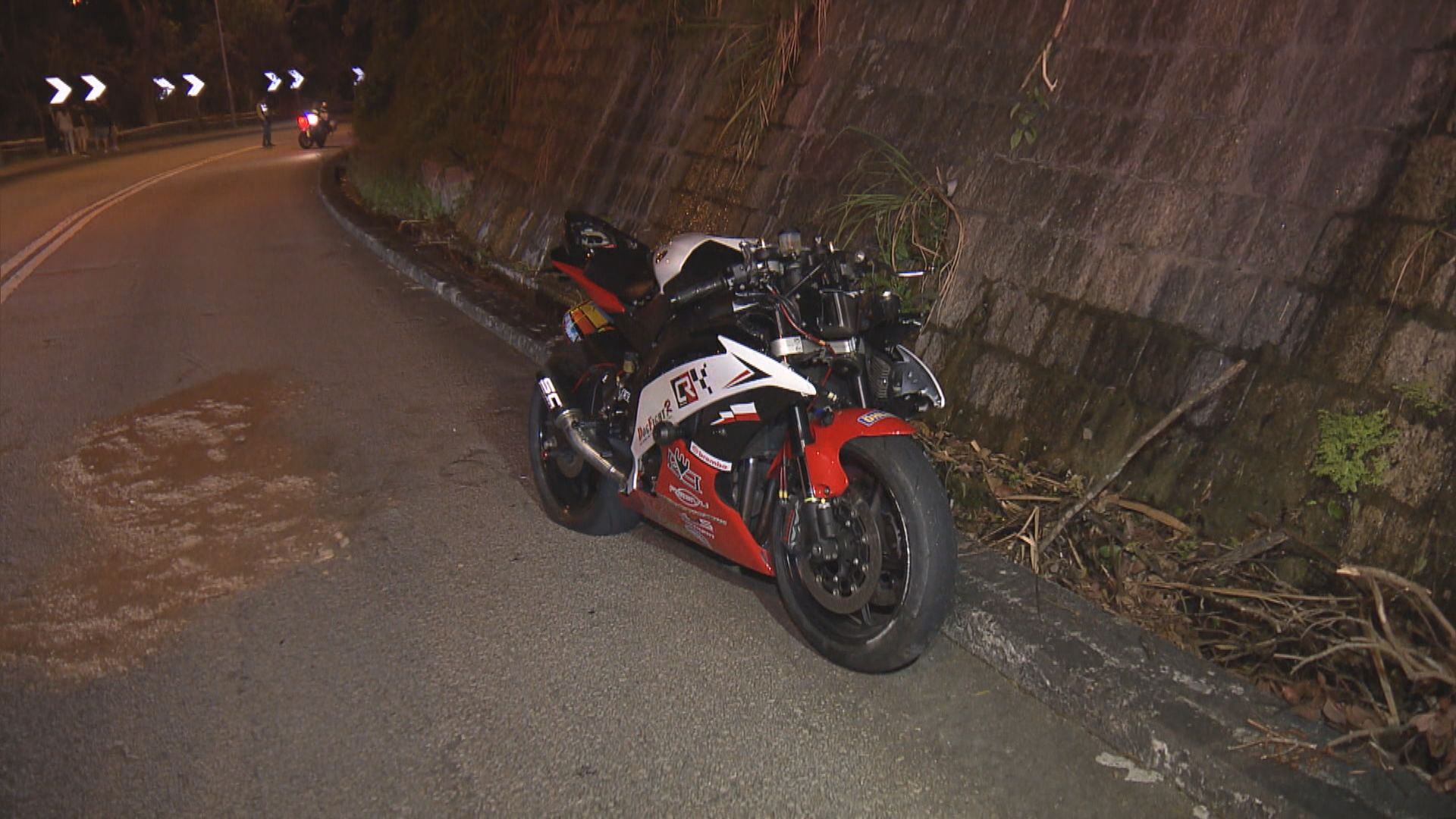 西貢及屯門兩宗車禍兩男女傷