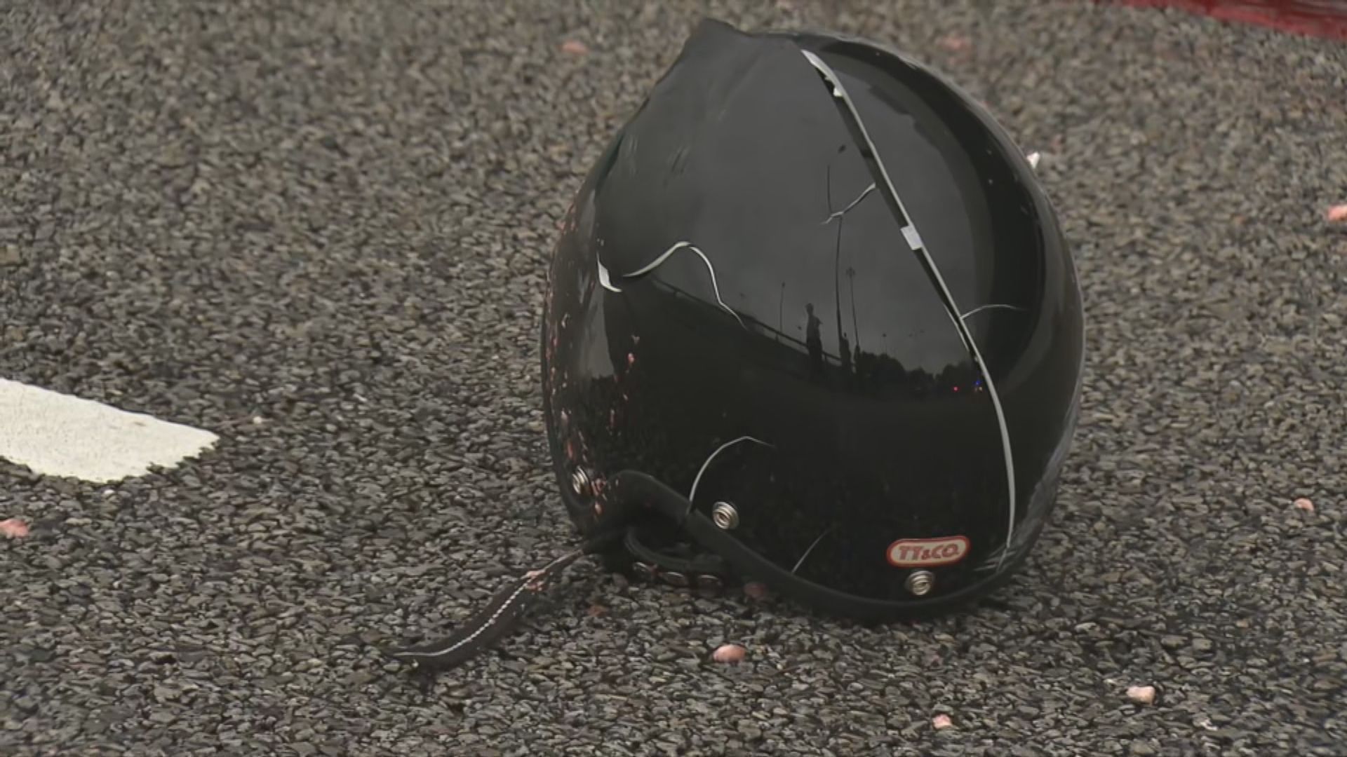 西環兩宗電單車意外　釀一死三傷