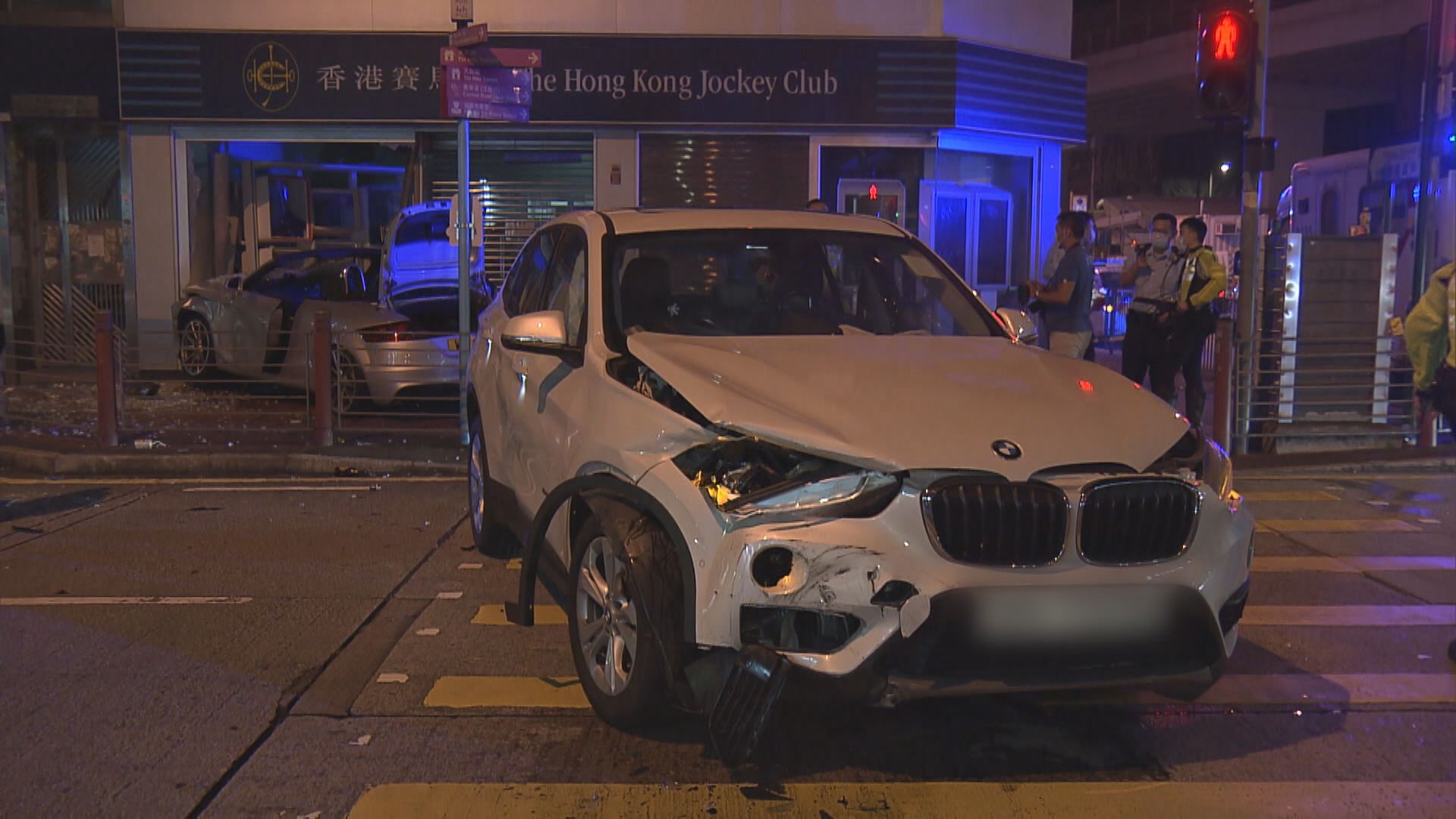 油麻地兩車相撞兩人不適　一名司機涉酒駕被捕