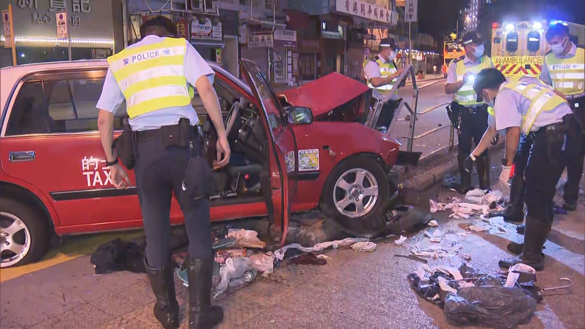 油麻地車禍的士司機及途人俱傷送院