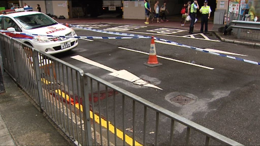 柴灣的士撞傷過路老婦　司機被捕