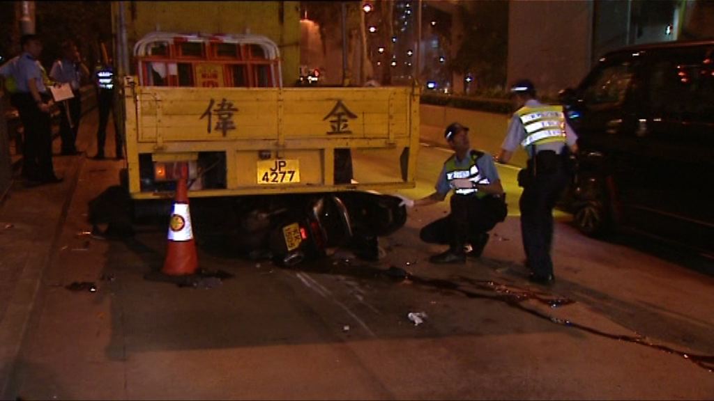 東區走廊車禍　電單車司機傷重不治