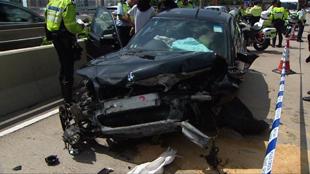 載毒品私家車長沙灣失事拘兩男子