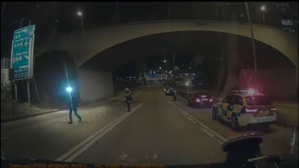 殉職警員或無跟從指引穿上反光衣