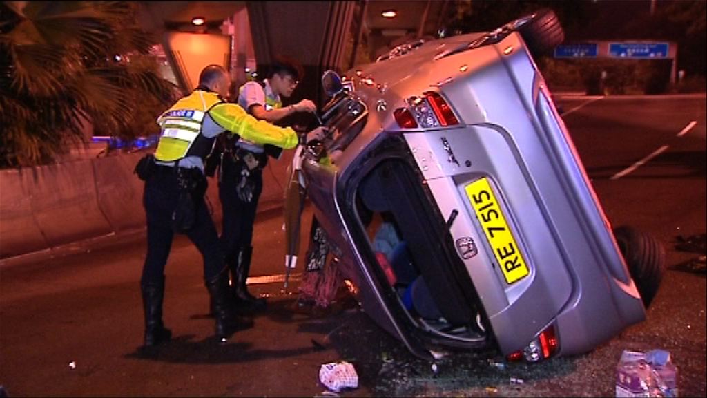 紅磡私家車失事揭司機涉傷人案