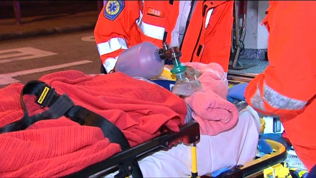 樂富一名老翁被的士撞倒重傷