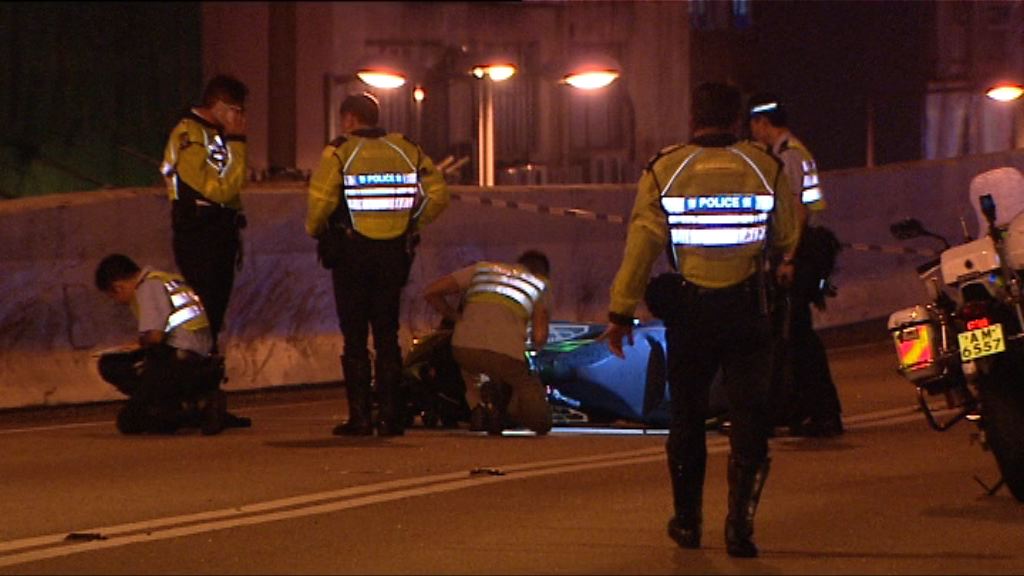 一名中年電單車司機旺角撞壆亡