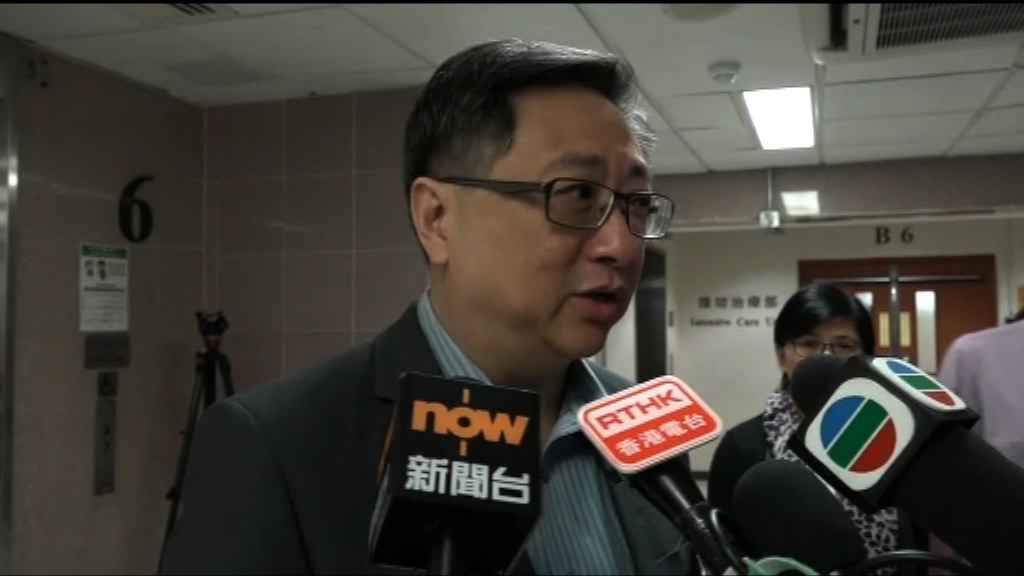 盧偉聰探訪車禍受傷督察