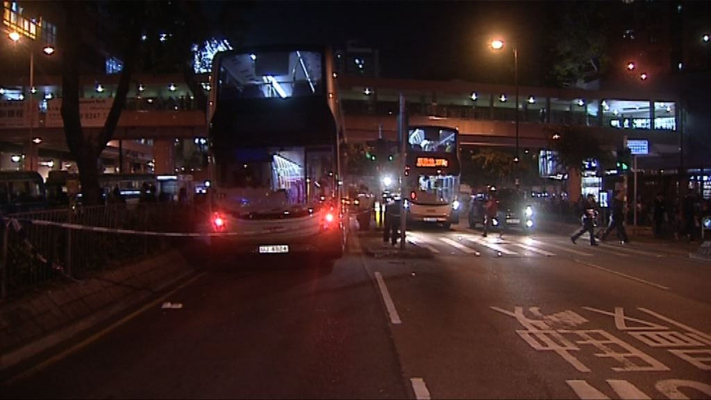 上水巴士撞死過路男途人