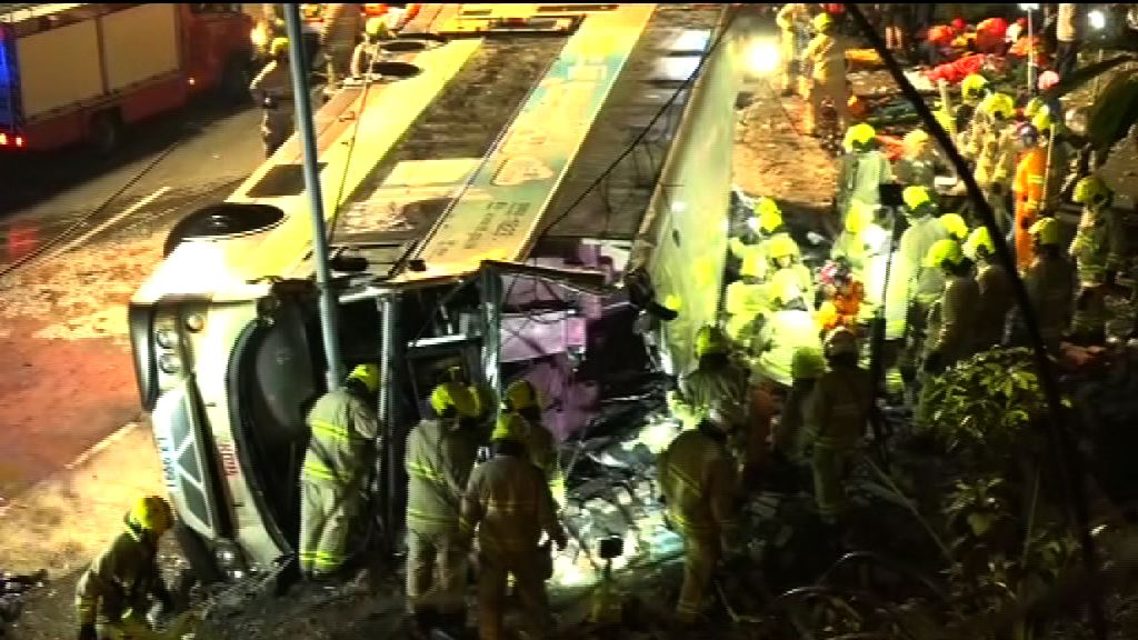 大埔公路巴士翻側最少十九人死