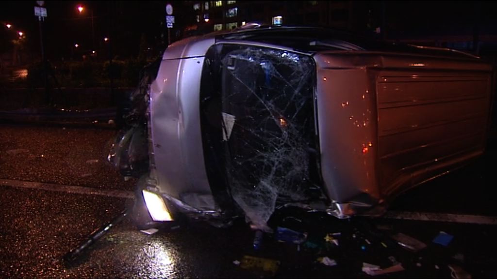 大埔吐露港兩車相撞釀一死兩傷