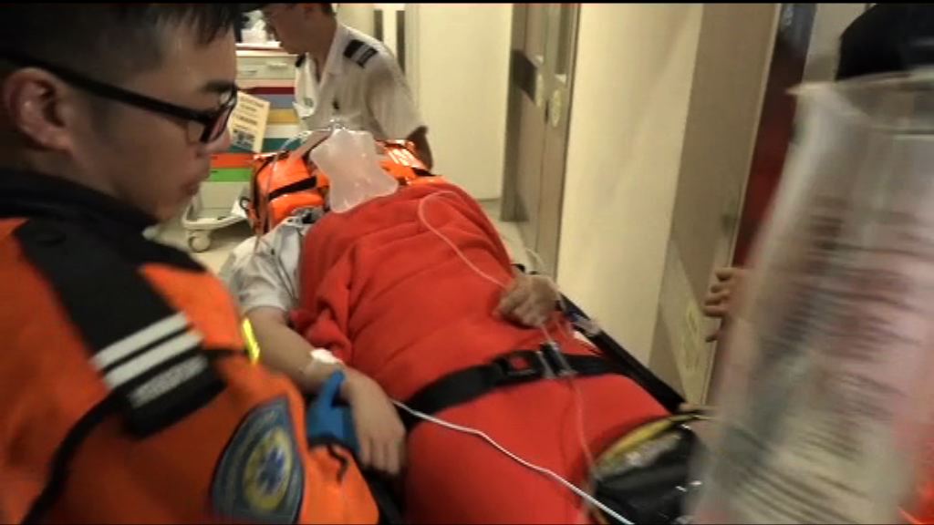 將軍澳穿梭巴士撞傷男地產地紀