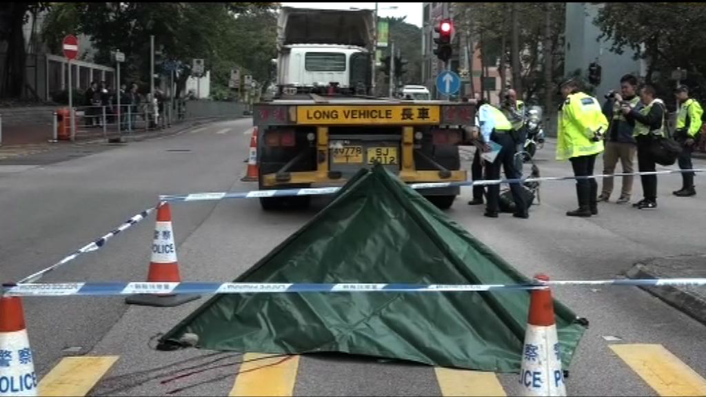 屯門貨櫃車撞死過路女子