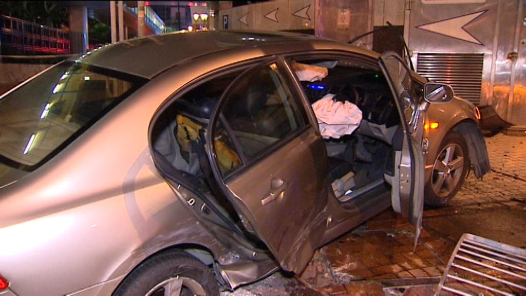 警方尖沙咀追截可疑車司機被捕