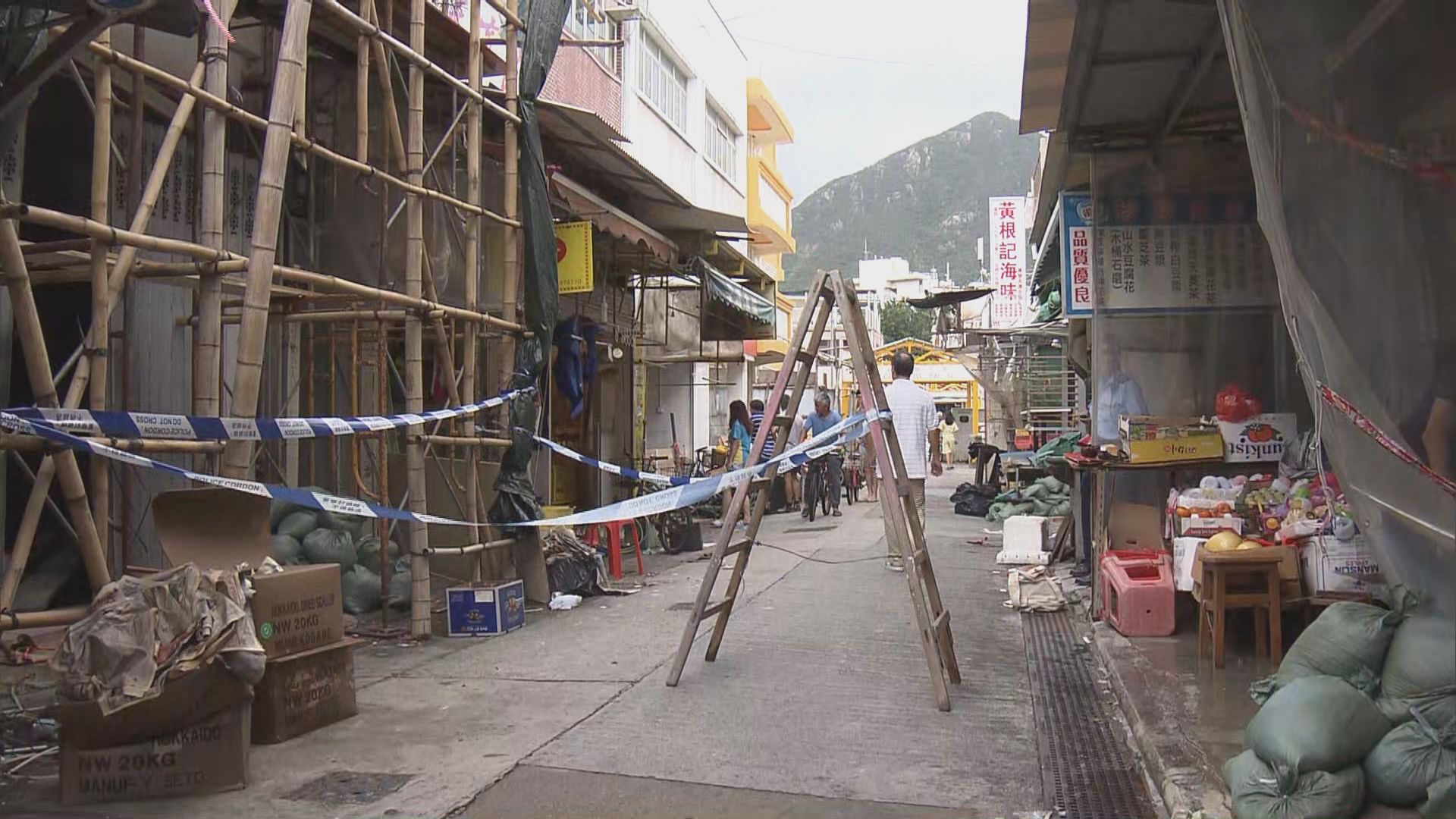 大澳水浸嚴重　居民商戶損失慘重