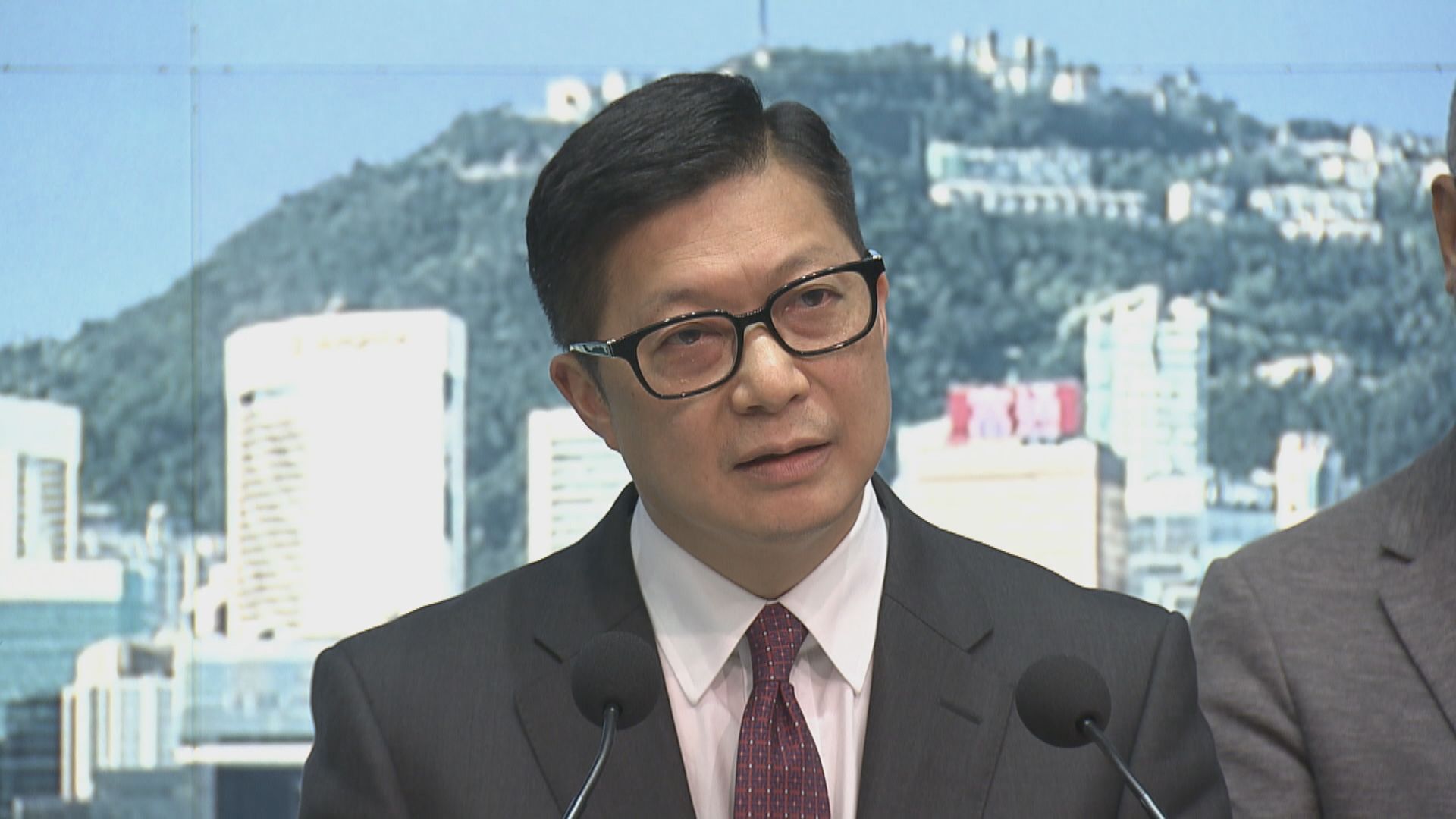 鄧炳強：Google拒將國歌在搜尋結果置頂是雙重標準