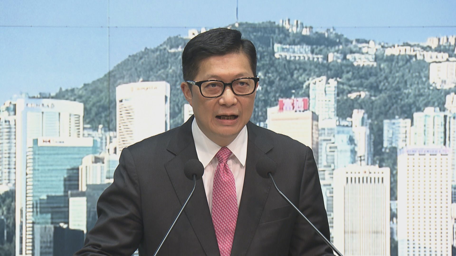 鄧炳強：有人藉探監向年青人灌輸反政府情緒