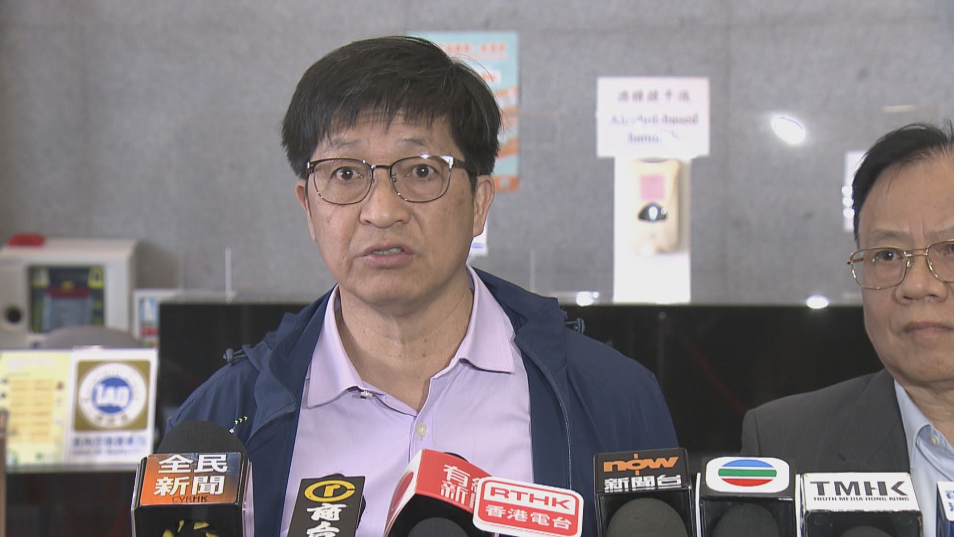 不滿政府未能即時打擊白牌車 的士業界明早11時林村集會罷工