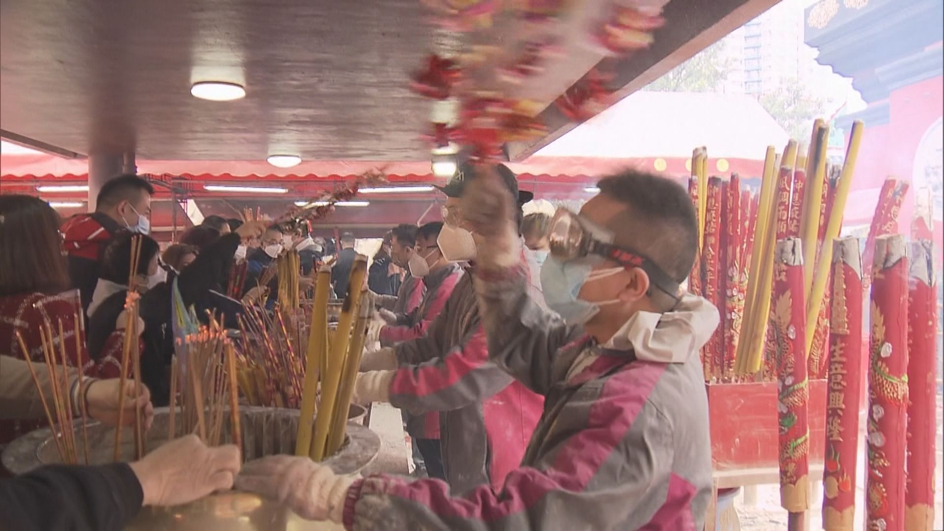 大年初三「赤口」　不少人到車公廟參拜