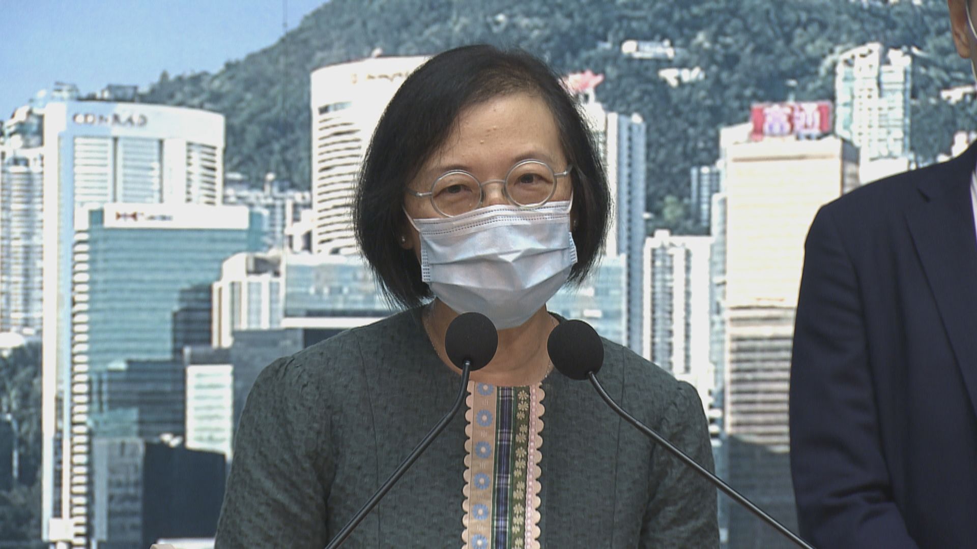 陳肇始冀透過完成檢測市民講感受　令他人對檢測有信心