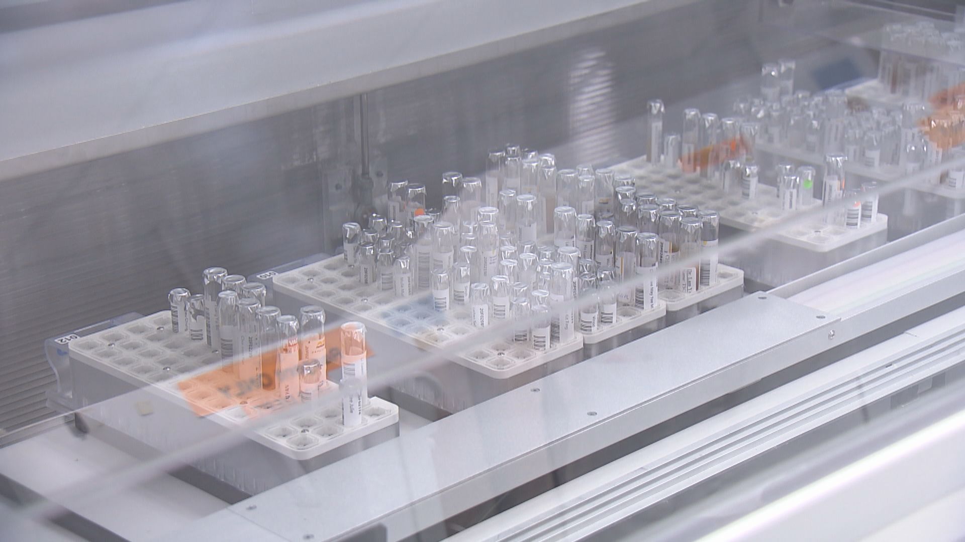 消息：政府正研究降低檢測收費　包括免除醫生轉介