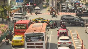 柬埔寨午夜起暫停從泰國進口燃油和天然氣