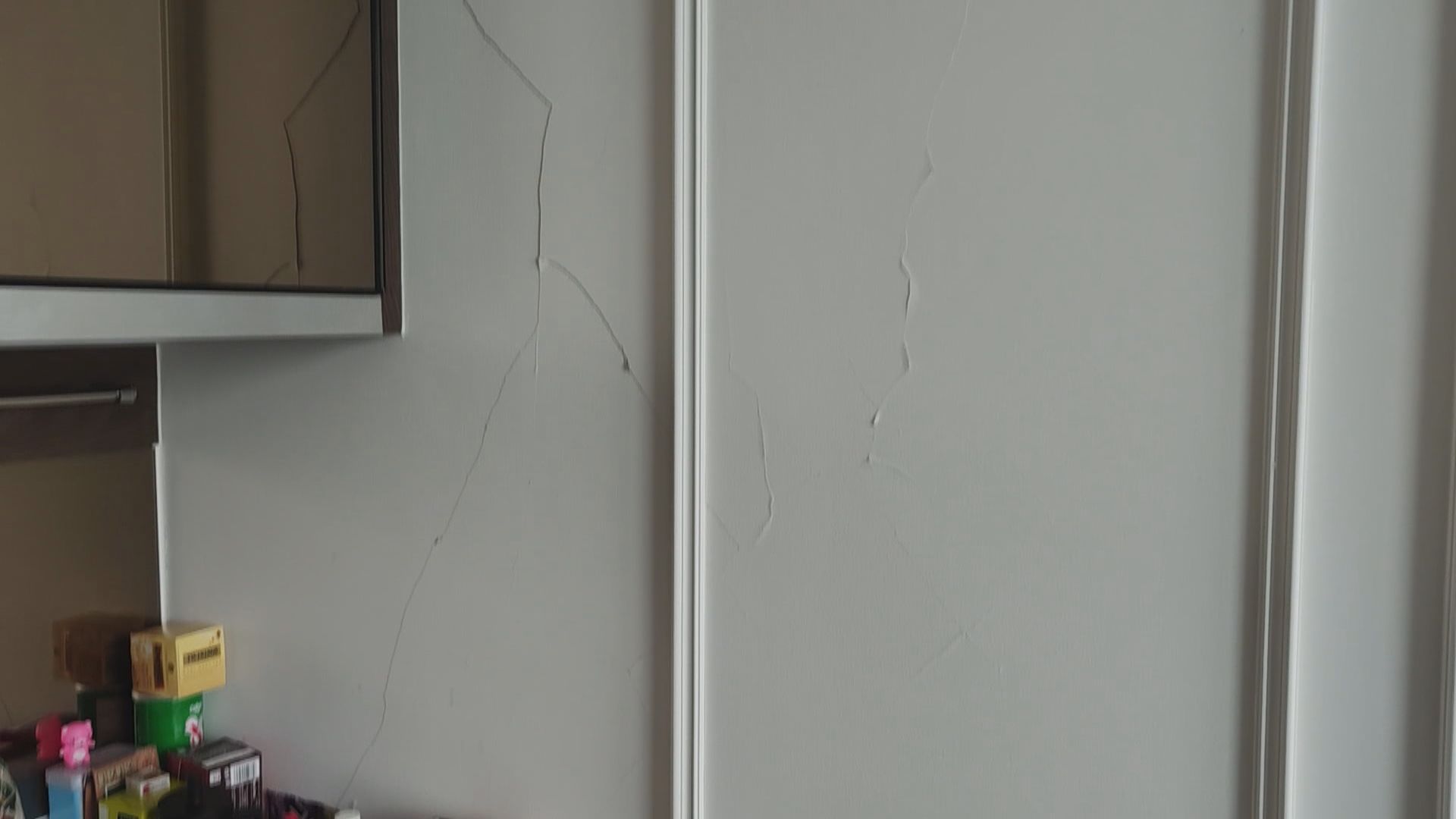 緬甸地震｜地震後曼谷斷橋住宅大廈內單位損毀嚴重　港人業主料損40萬港元