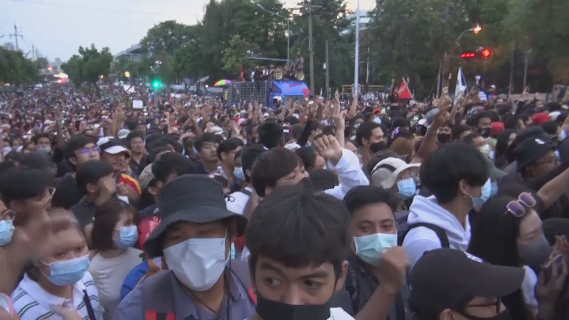 泰國曼谷進入緊急狀態　反對派表明如期下午商業區集會