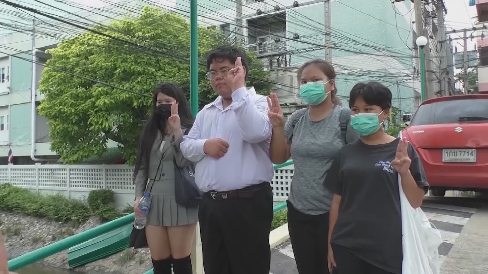 泰國當局起訴兩名示威者　罪成可囚終身