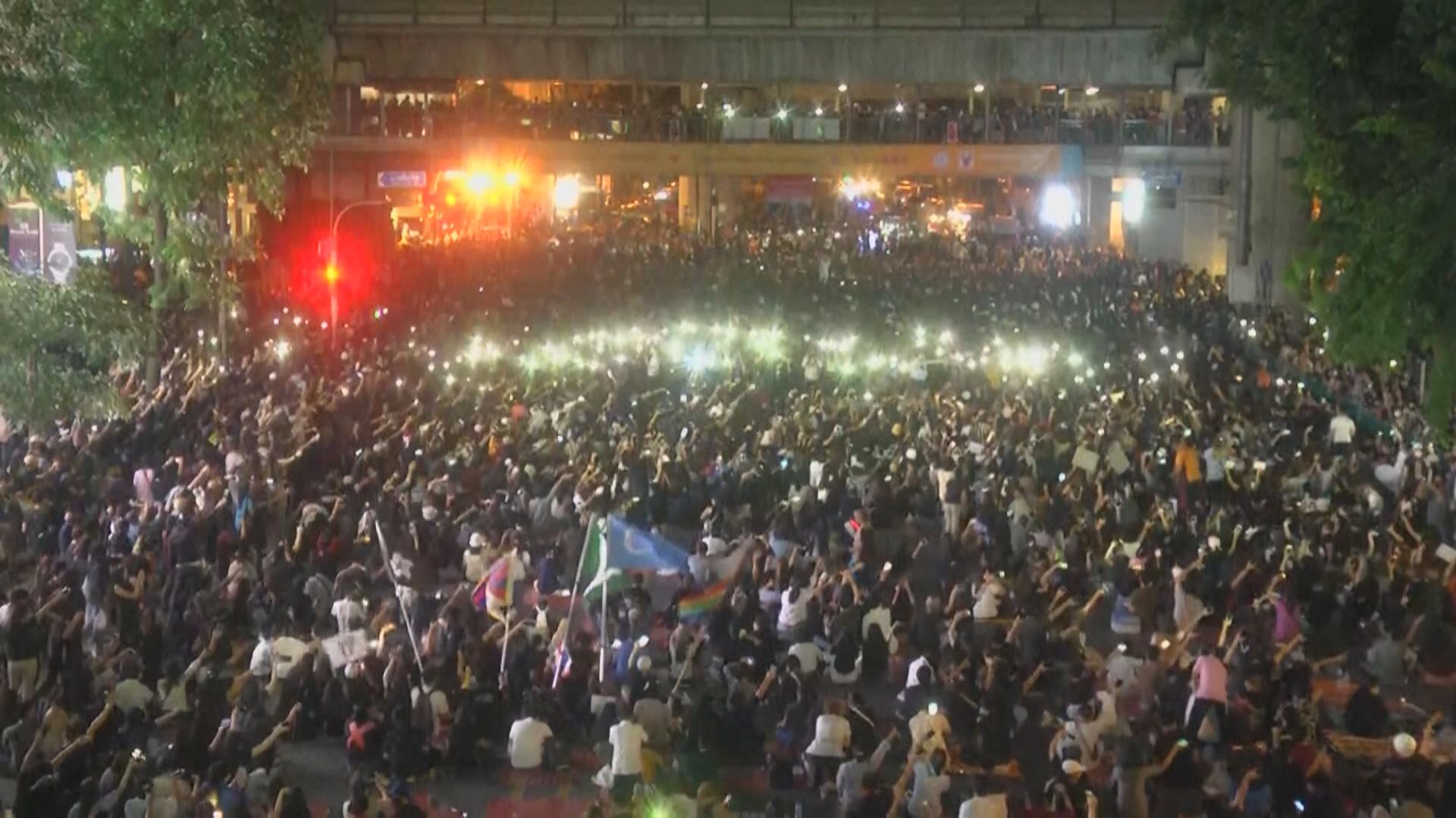 泰國反政府示威者計劃周一發起更大規模集會