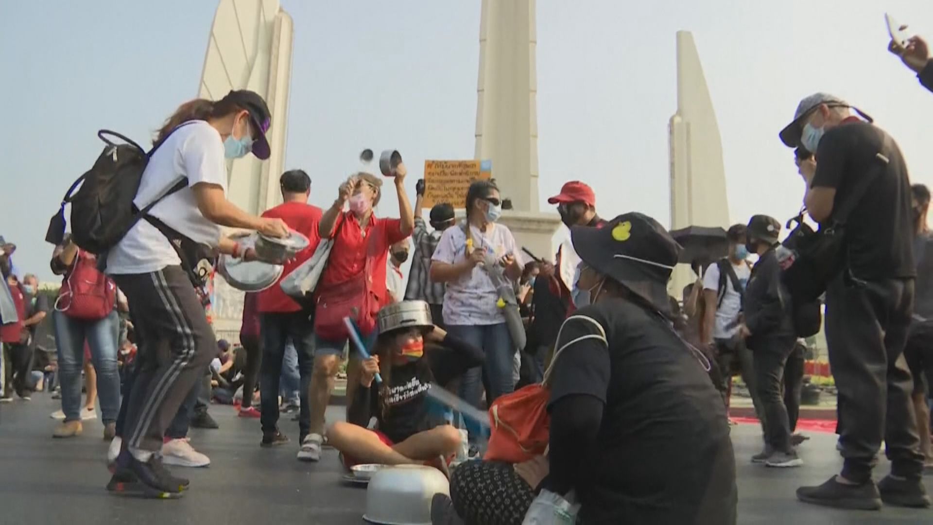 曼谷再有集會要求釋放四名社運領袖