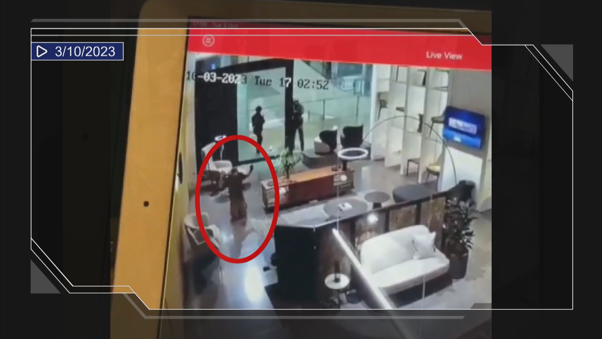 曼谷商場槍擊案疑犯父母向遇難者致歉