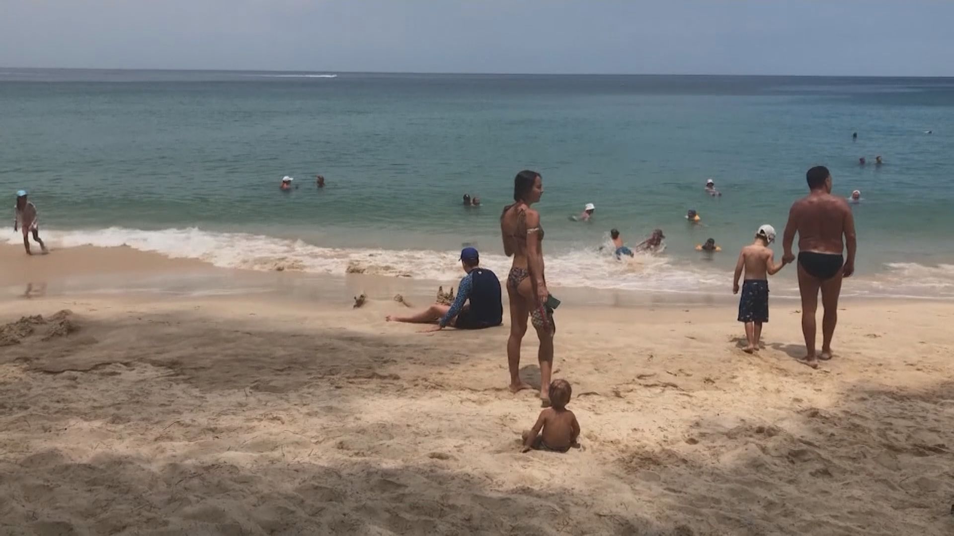 泰國計劃十月起准外國遊客入境布吉