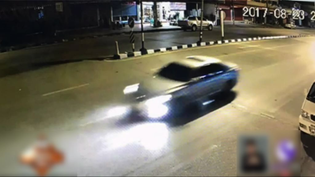 泰前總理英祿上月乘車駛經泰柬邊境附近