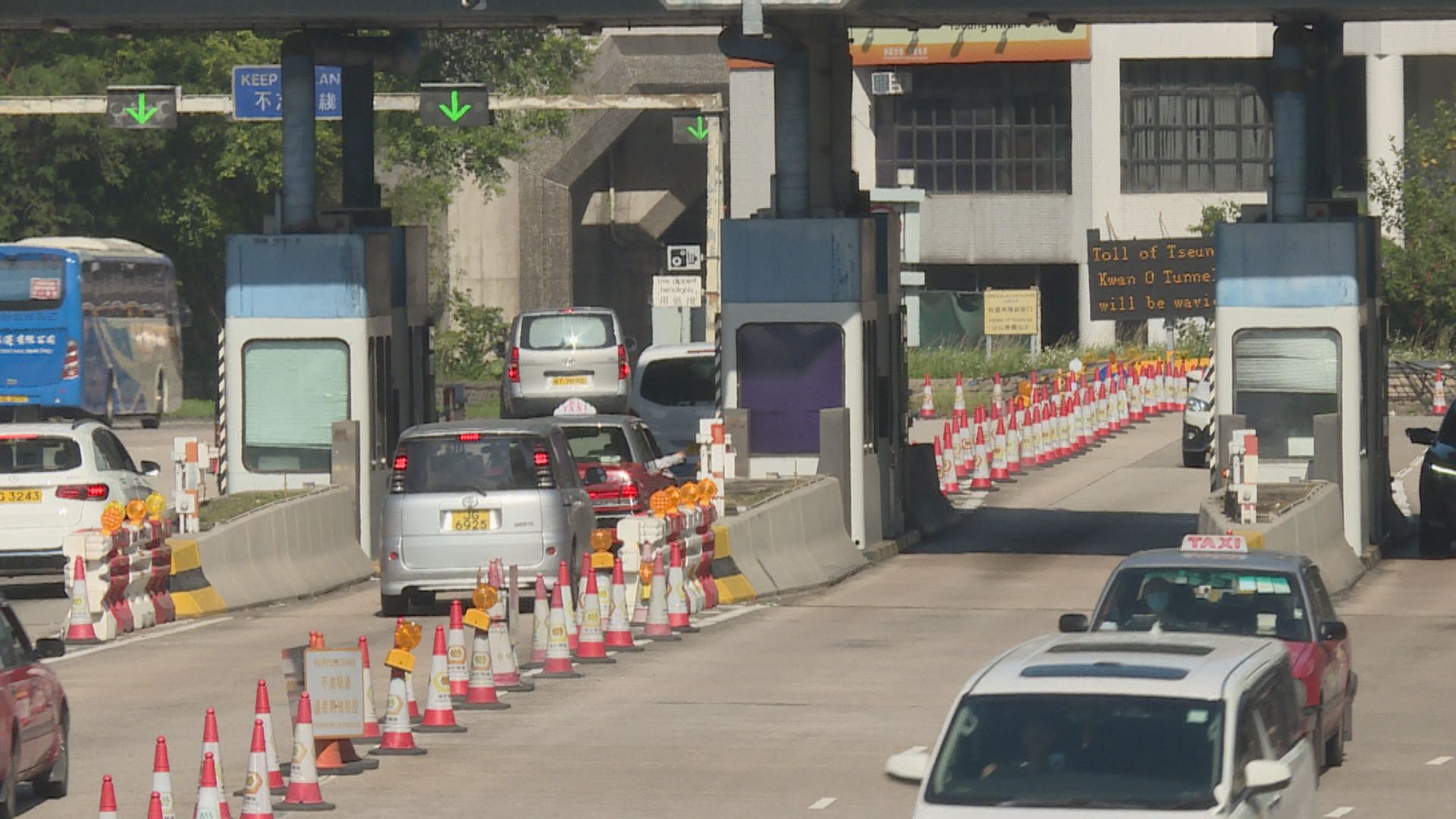 將隧周日起免收費　運輸署料明晚移除收費亭期間交通擠塞