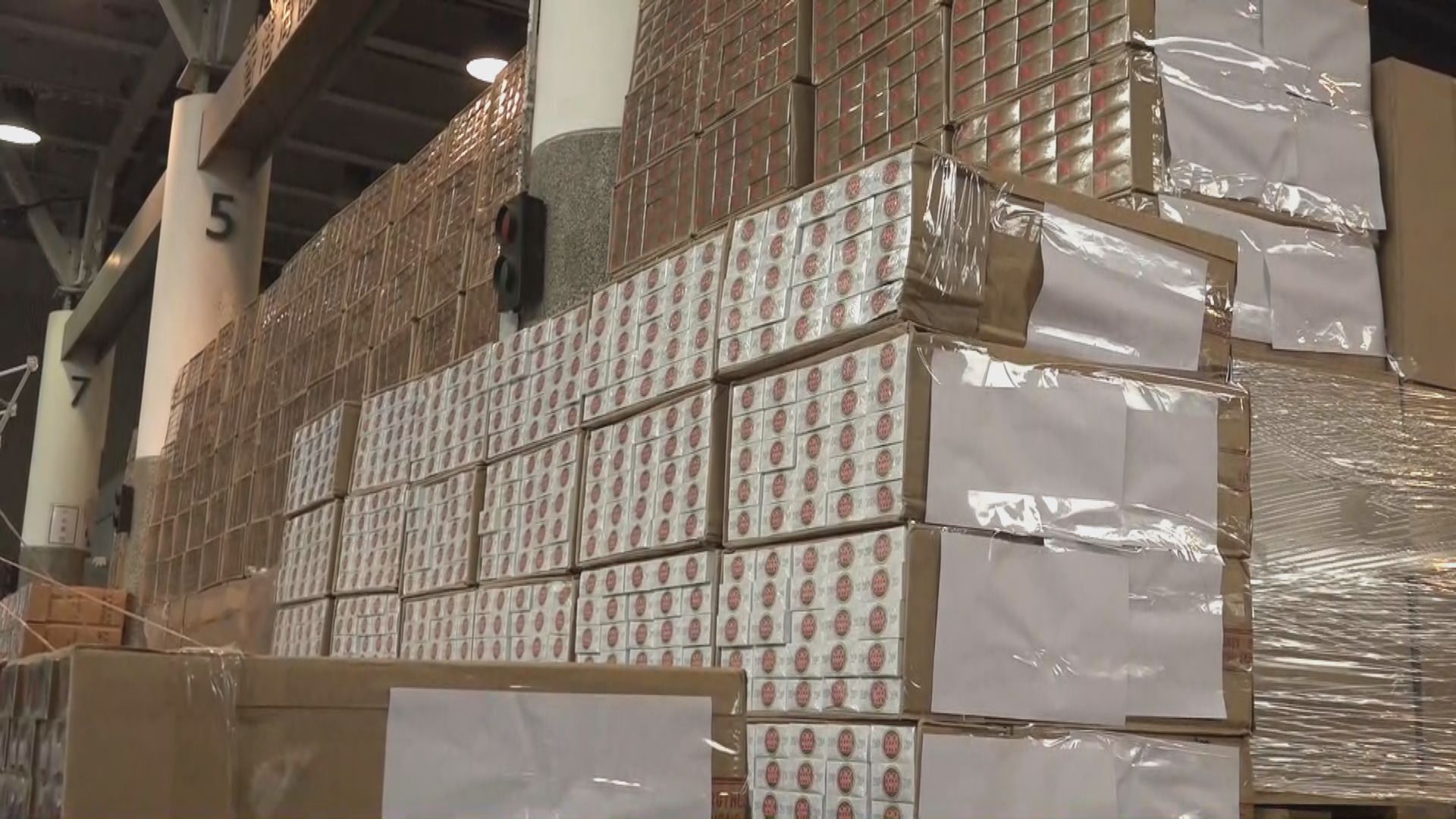 海關反私煙行動 檢獲千六萬支私煙拘逾500人