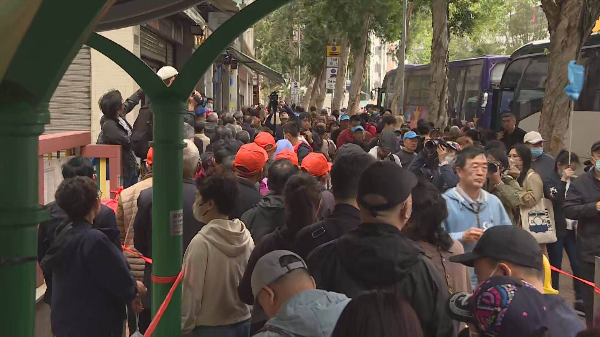 旅監局要求內地團改善人流管理等　有內地旅客認為情況有改善