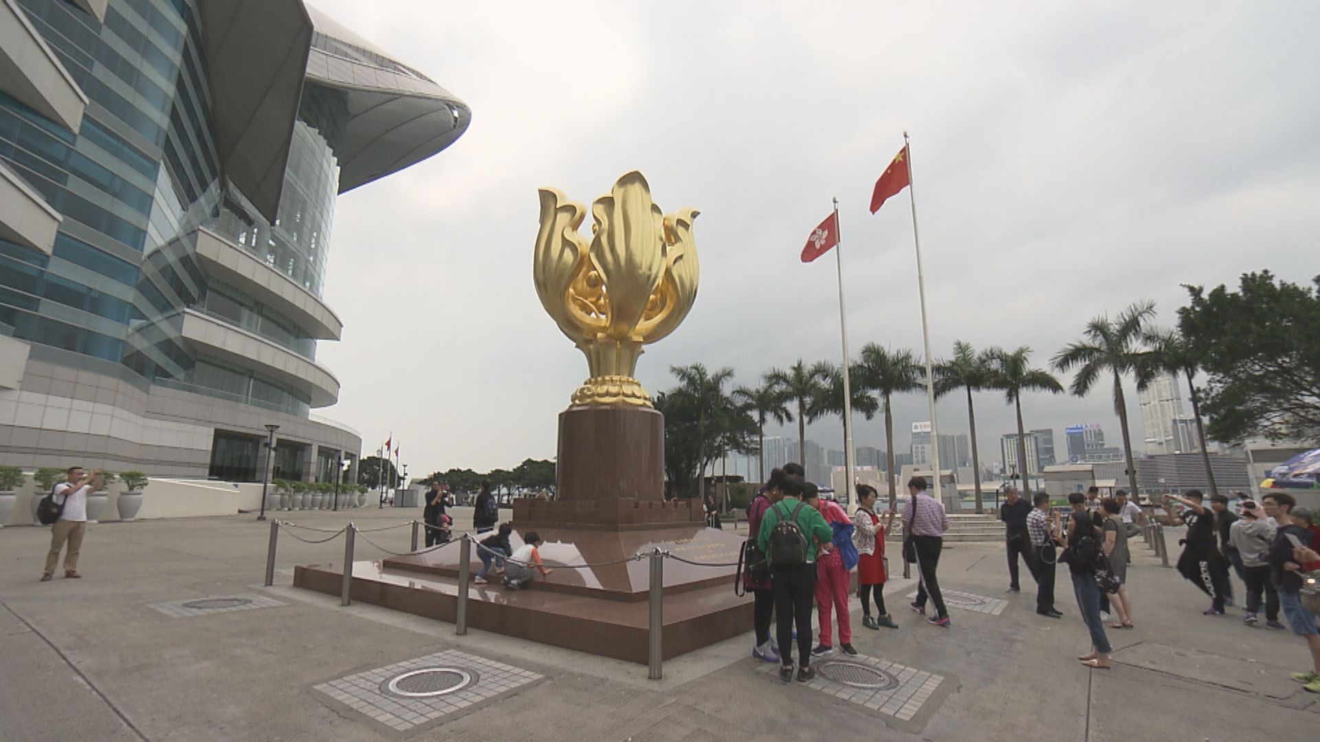 1月訪港旅客數字為320萬　按年下跌53%