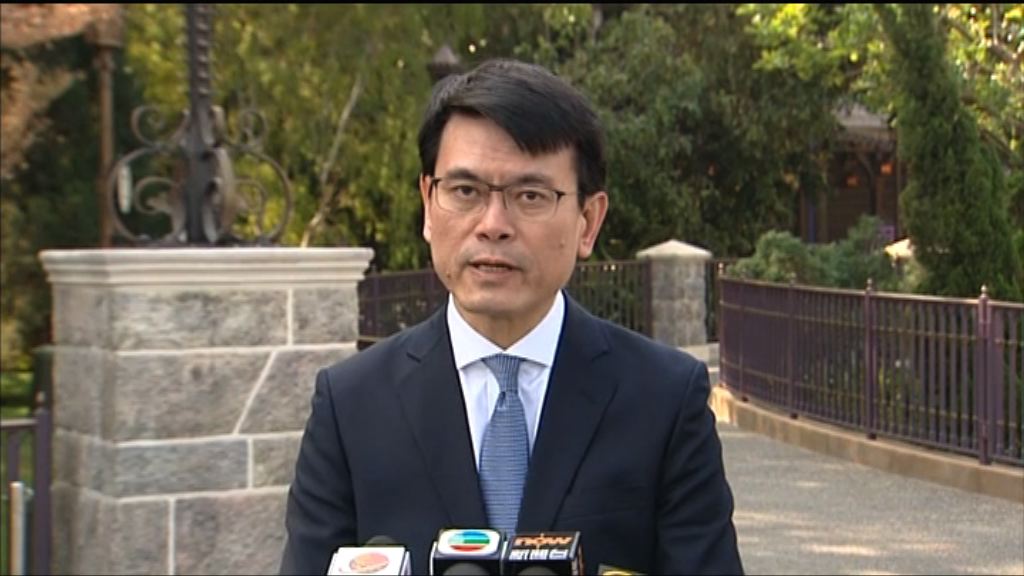 邱騰華：今年首11個月訪港旅客升3%