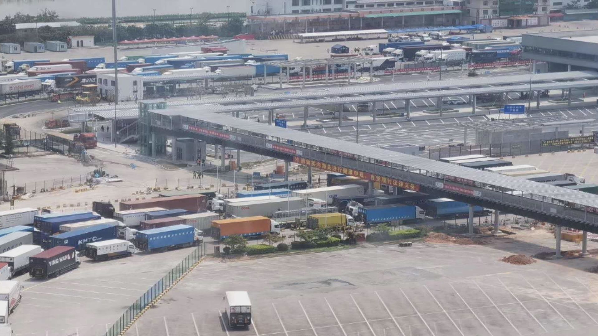 工會估計數百輛貨車因司機無健康證明遭拒入境內地