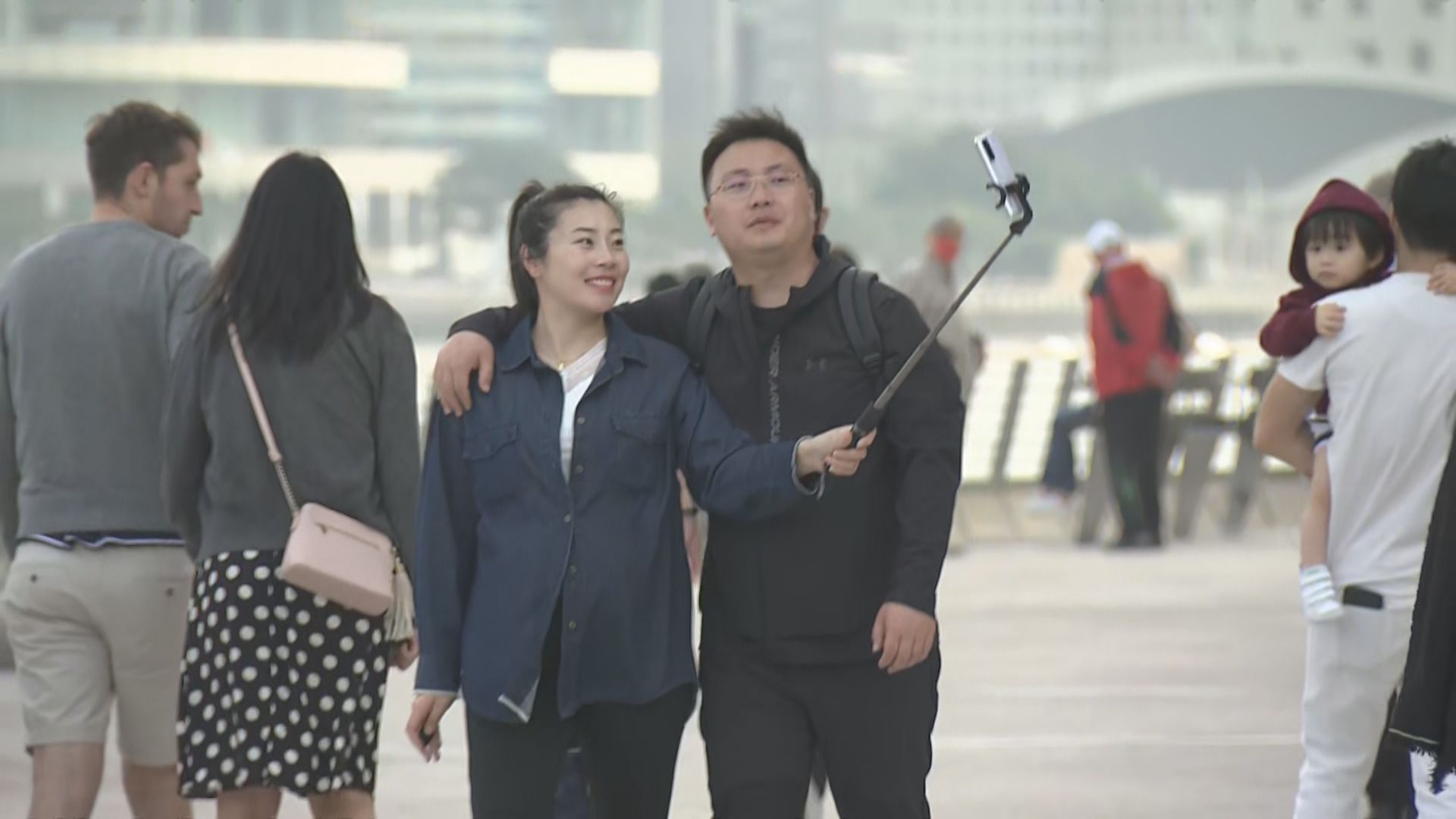 上月訪港旅客達146萬人次　三年來首次單月破百萬