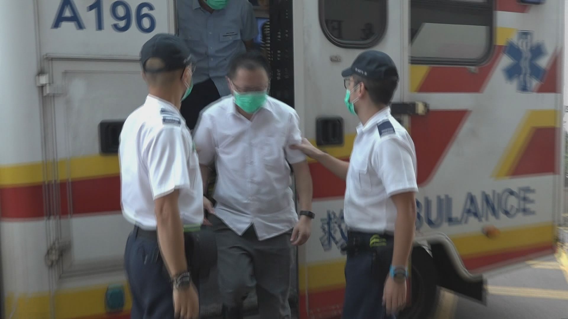 葵涌華景山路屋苑三名工人清理塌樹受傷