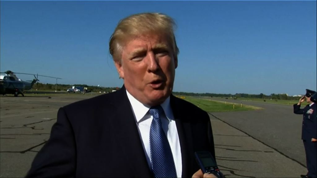 球員奏國歌時單膝下跪　特朗普籲杯葛賽事