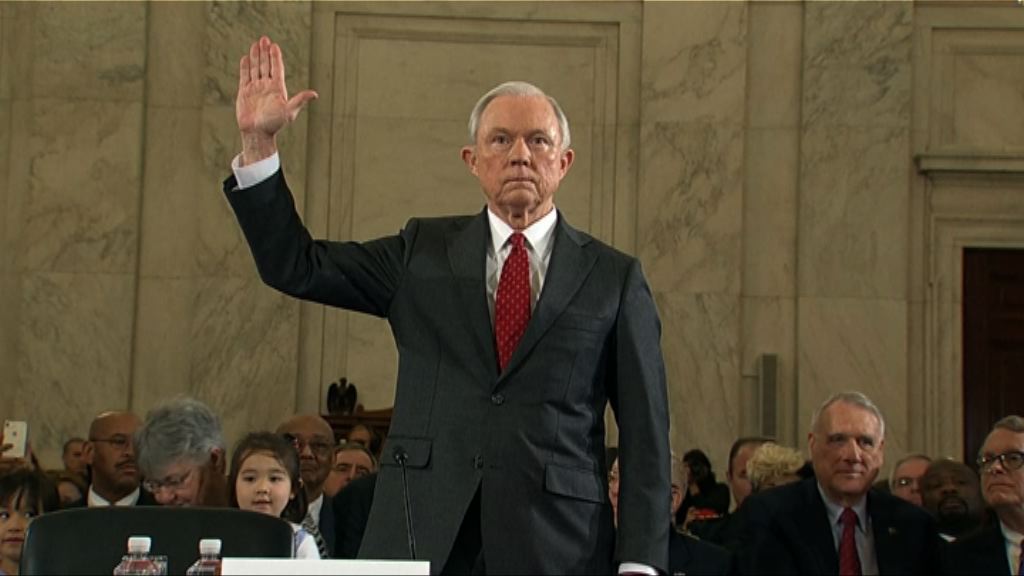 報道指塞申斯去年2次與俄大使接觸