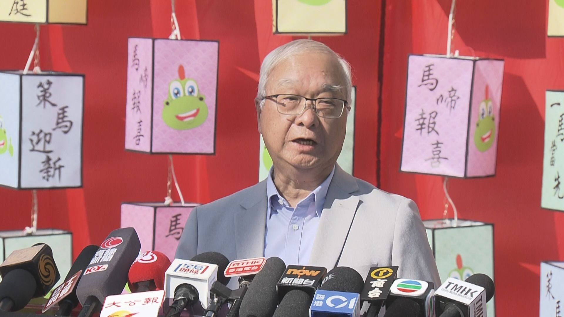 謝展寰：全港年宵首五天逾190萬人次到訪　按年增約兩成